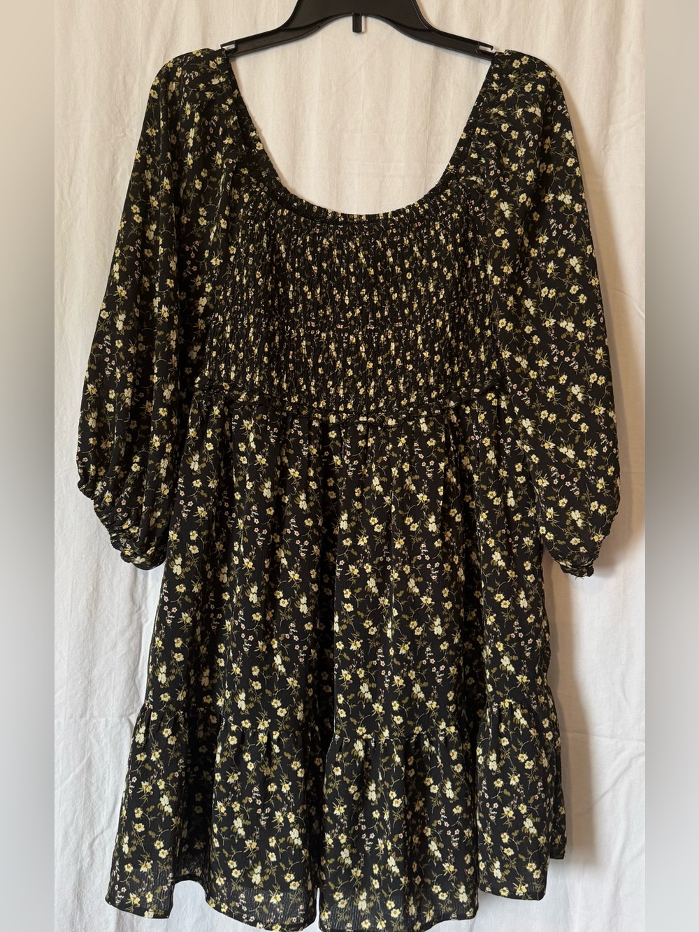 NWT Dokotoo Black Floral Smocked Dress – Size L
